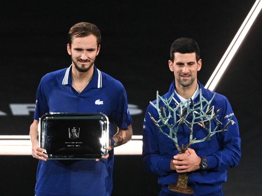  Medvedev-o-Djokovicu-i-poredjenju-sa-Federerom-i-Nadalom 