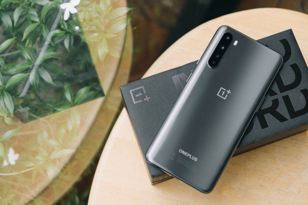 OnePlus Nord telefon.jpg OnePlus Nord telefon.jpg