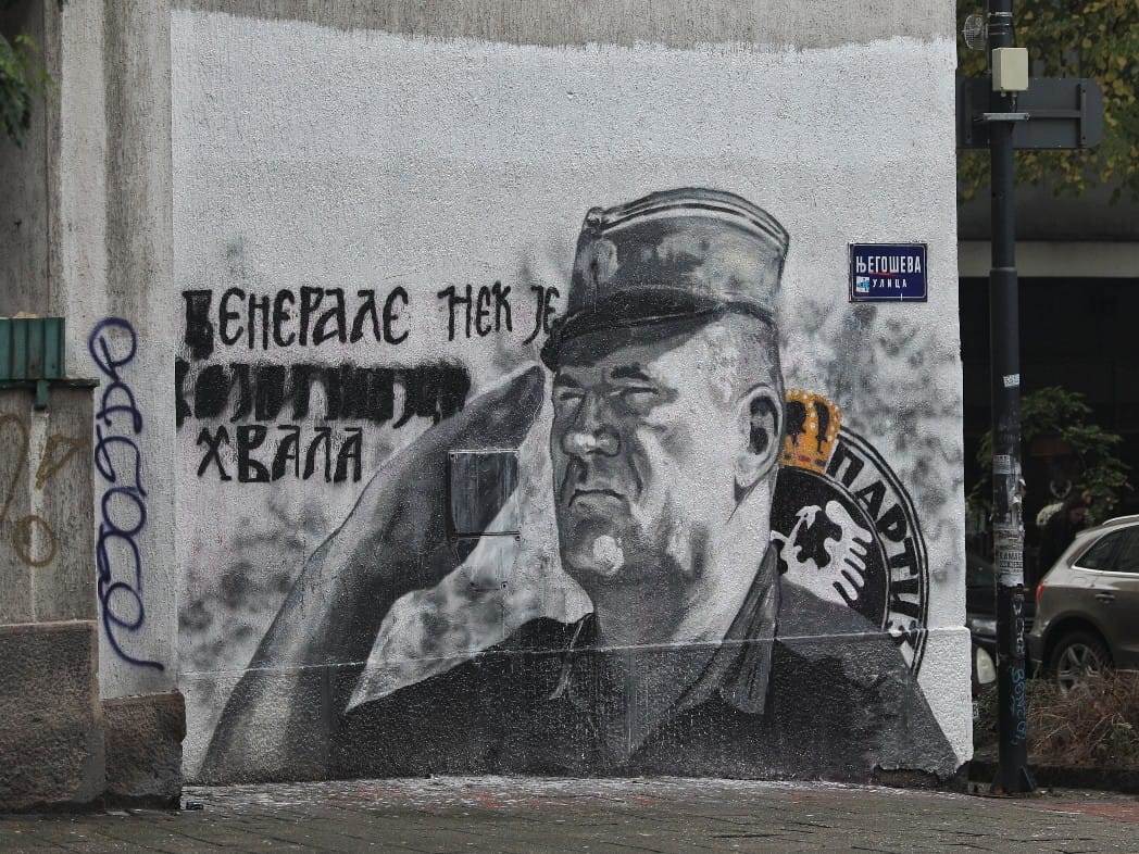  Očišćen mural Ratku Mladiću u Beogradu 