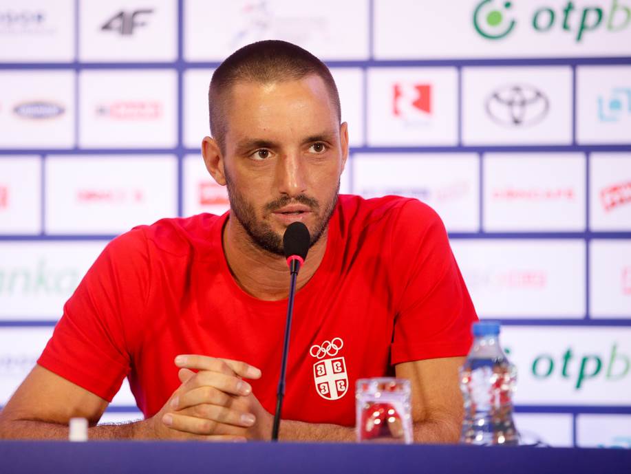  viktor troicki pred četvrtfinale dejvis kupa  