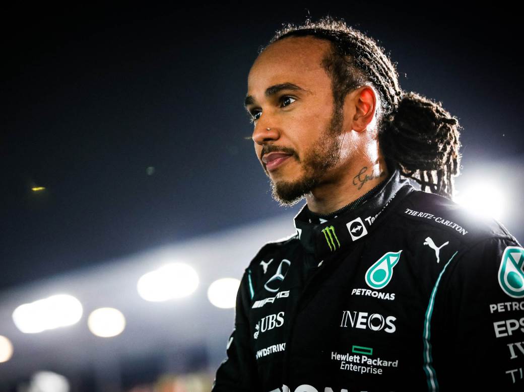  Formula-1-Hamilton-pol-pozicija-za-Veliku-nagradu-Katara 