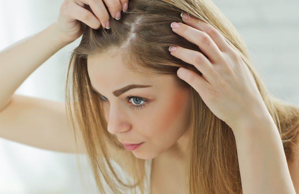  Opadanje kose je samo jedna od posljedica korone: Specijalisti otkrili šta je najvažnije da podstaknete rast 