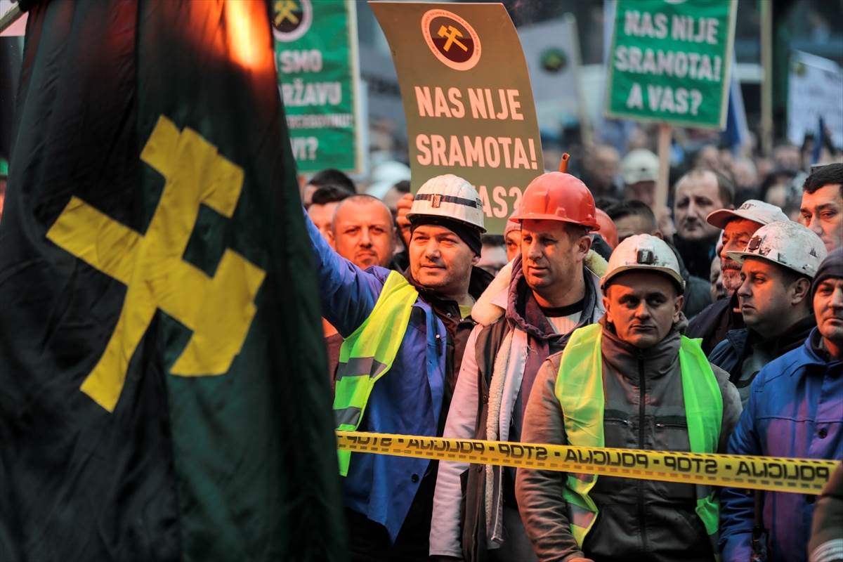  Zenički rudari nastavili štrajk 