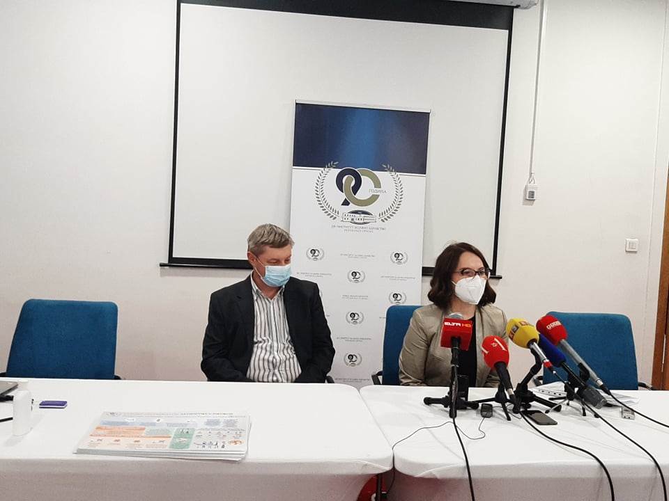 dr Pava Dimitrijević i dr Goran Stevanović dr Pava Dimitrijević i dr Goran Stevanović