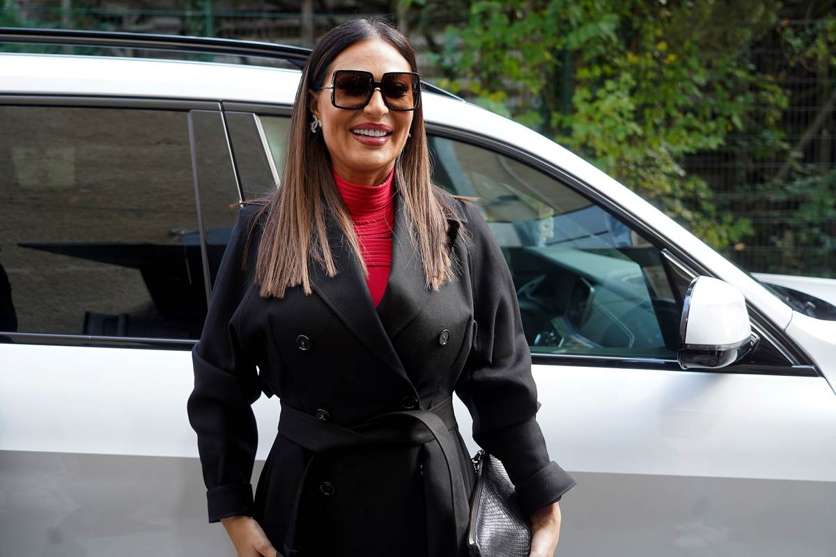  Džinovski prsten na Cecinoj ruci - svi se pitaju da li ju je Bogdan vjerio (FOTO) 