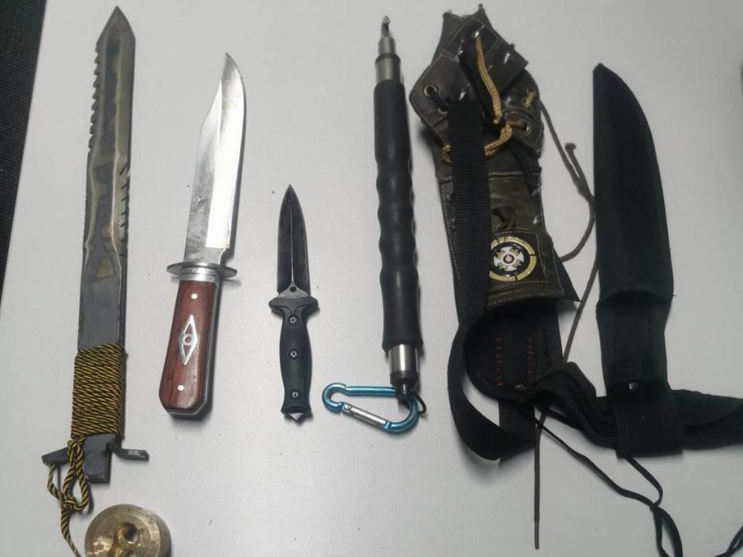  Banjaluka uhapšen sa tri noža 