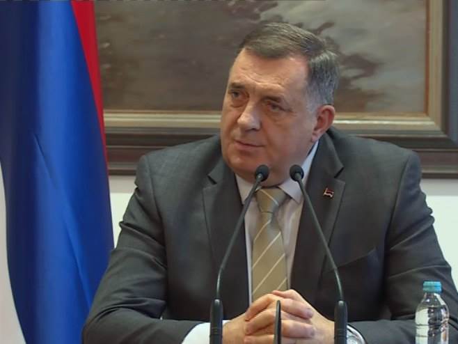  Dodik: Obavještavam Komšića da je rat završen 