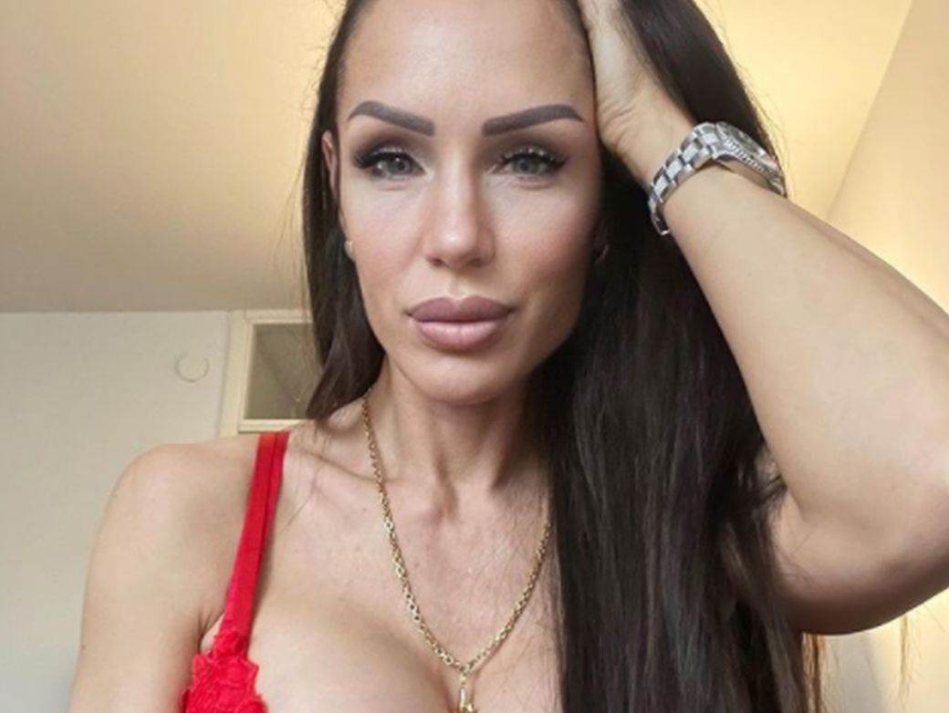  "Izigrava starletu, a ima dvoje unučića!" Bivši muž opleo žestoko po Ljubi Pantović 