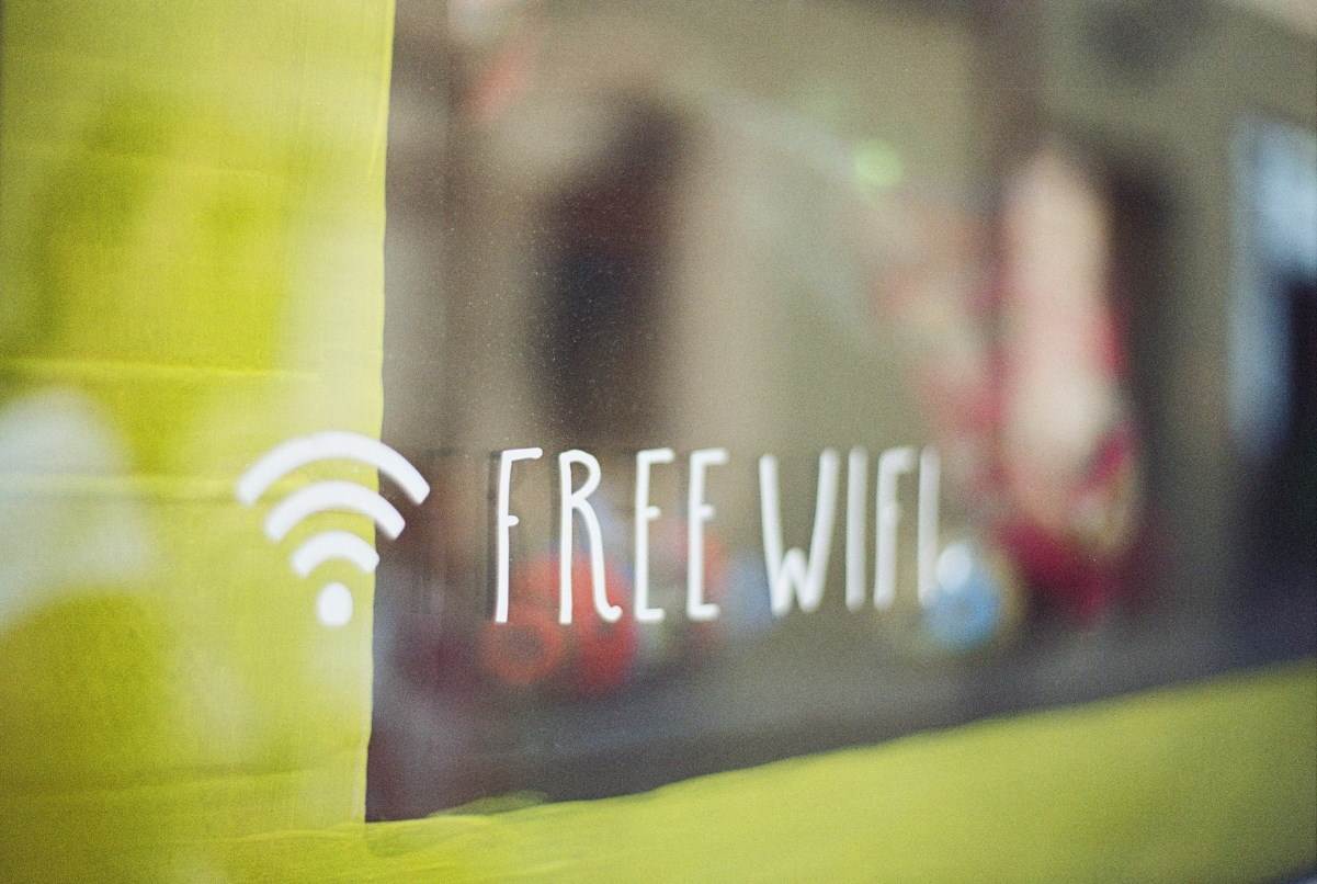 Kako da izbacite komšije sa svoje Wi-Fi mreže 