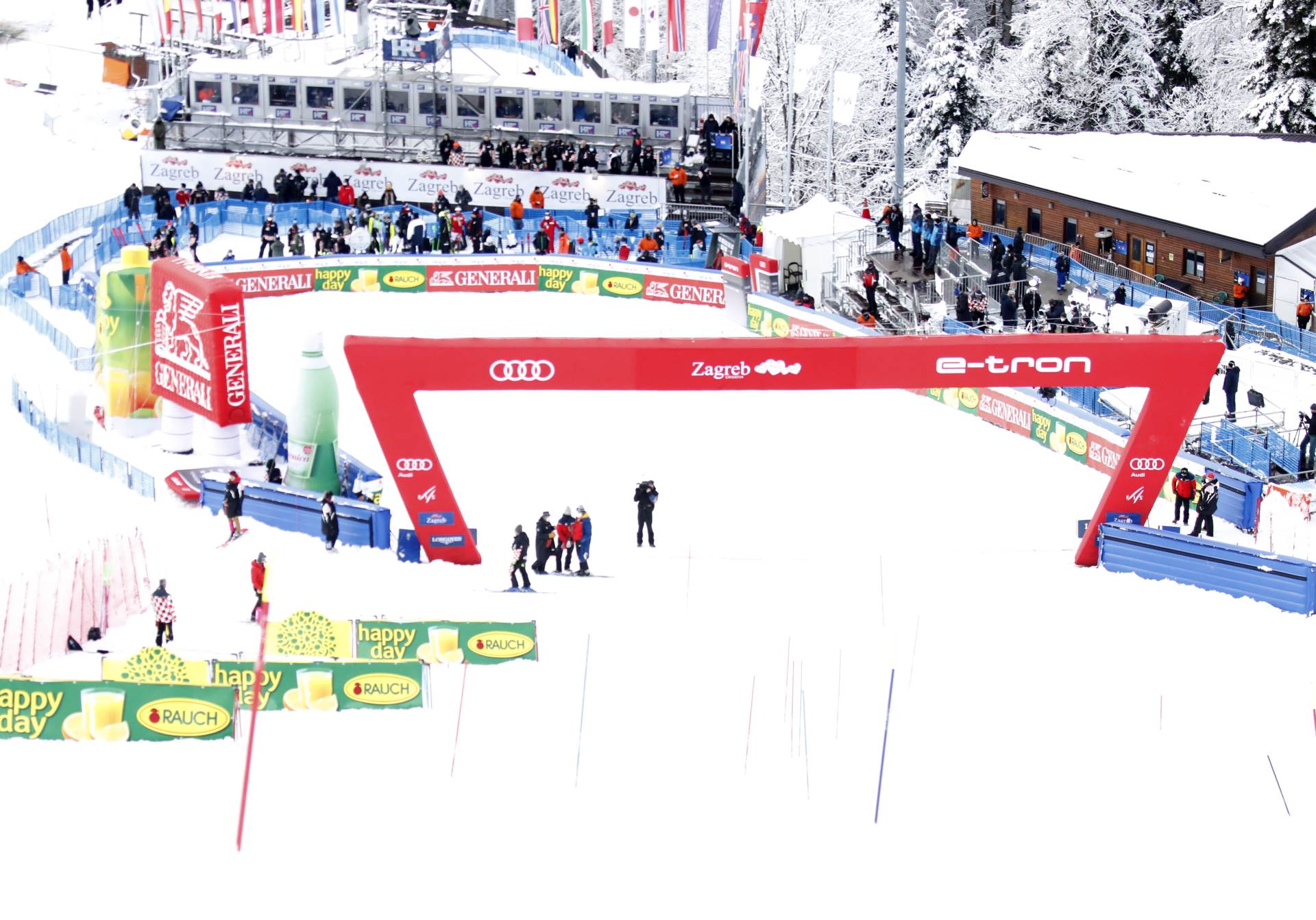 otkazan slalom za muškarce na sljemenu 2022 otkazan slalom za muškarce na sljemenu 2022