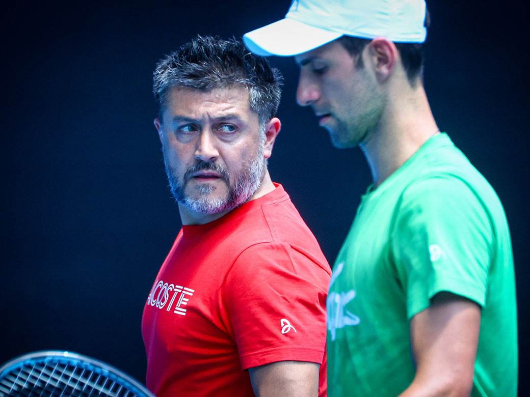  Novak-Djokovic-prekinuo-trening 