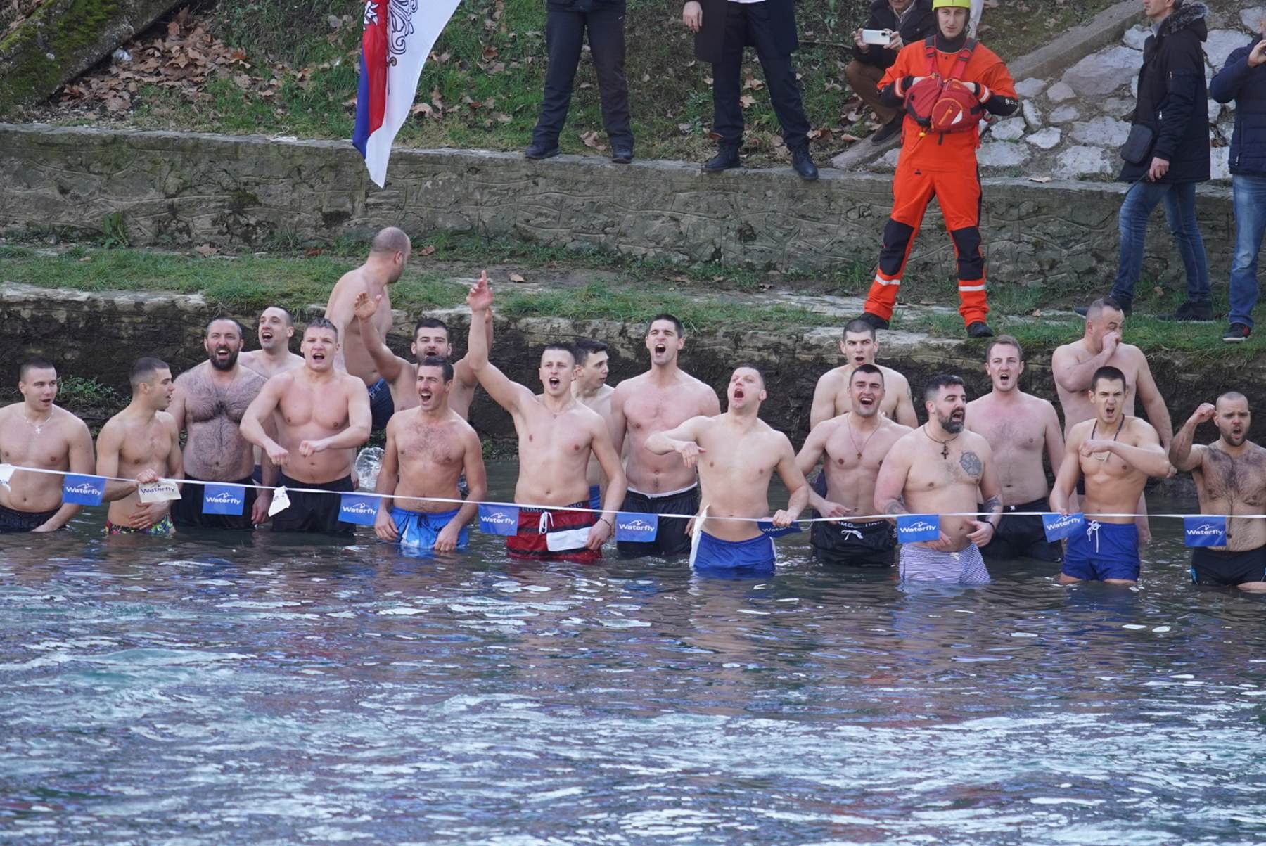 plivanje za časni krst u banjaluci plivanje za časni krst u banjaluci