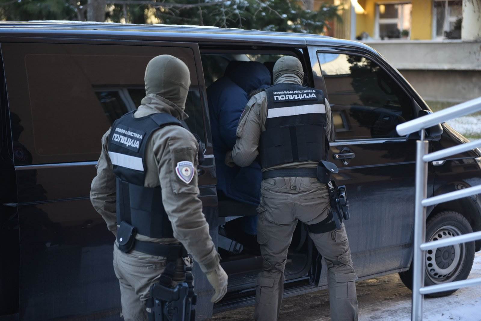 Policija RS dovozi Milana Jašarevića na sud. 