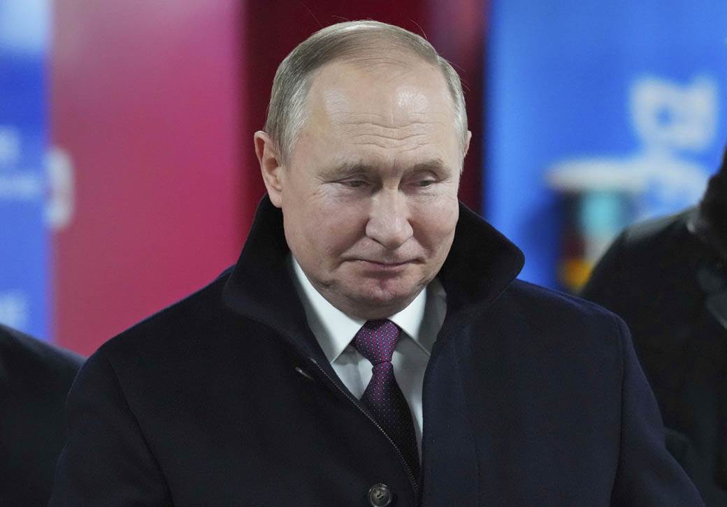  Putin razmatra da prizna Donjecku u Lugansku narodnu republiku 