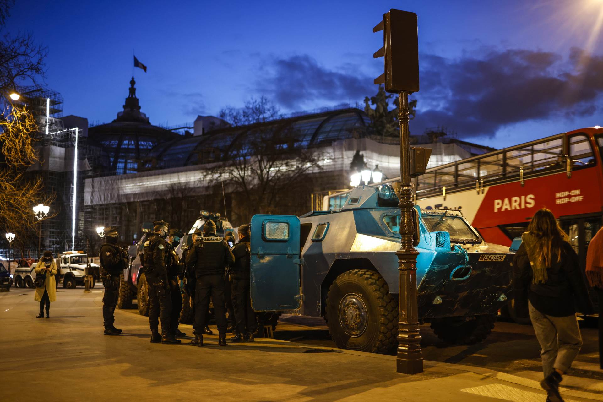  konvoji sa demonstrantimna u parizu 