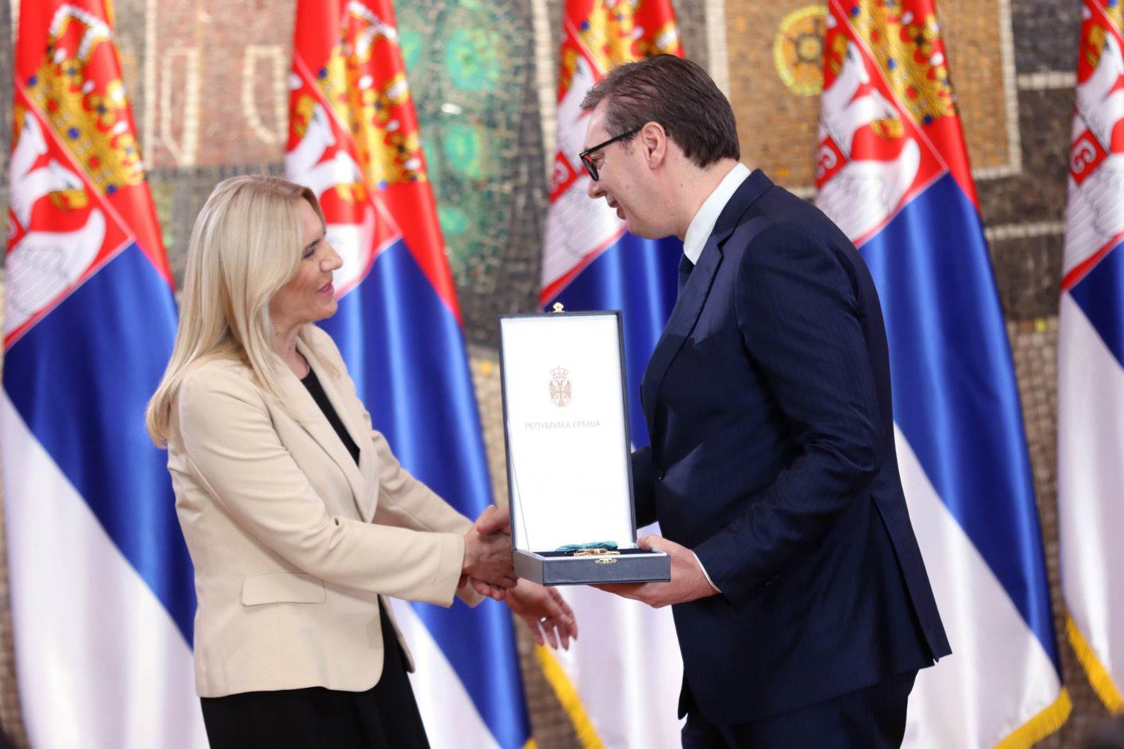  Željka Cvijanović i Aleksandar Vučić 