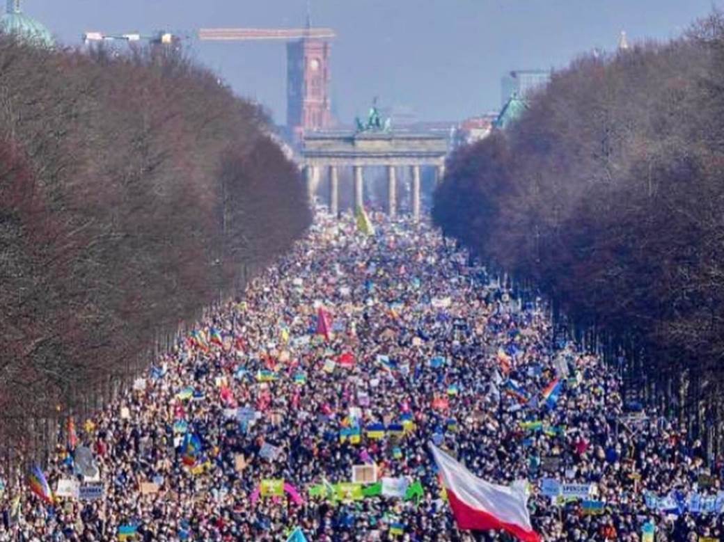  mirovni protesti u berlinu protiv rata u ukrajini 