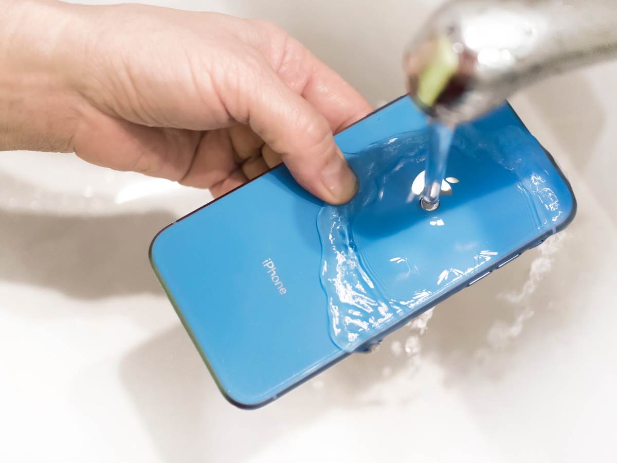  Kako da pravilno očistite mobilni telefon 