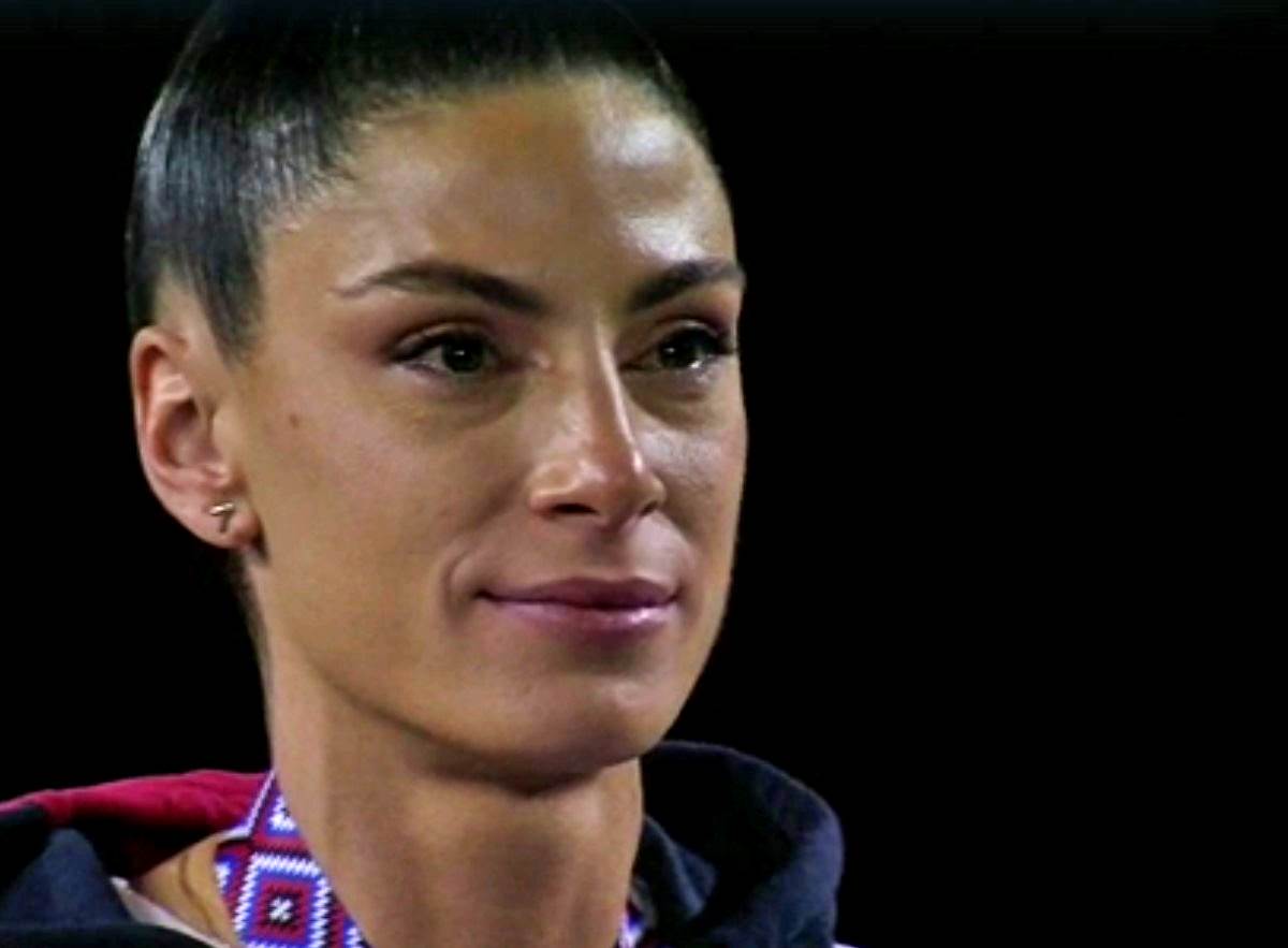  Ivana Španović plače na dodjeli medalja 