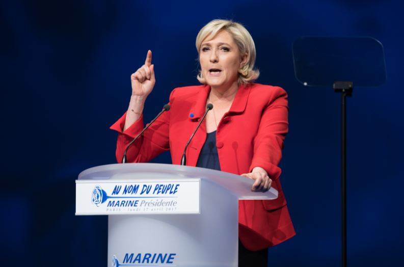  Obraćanje Marin Le Pen nakon prolaska u drugi krug izbora 