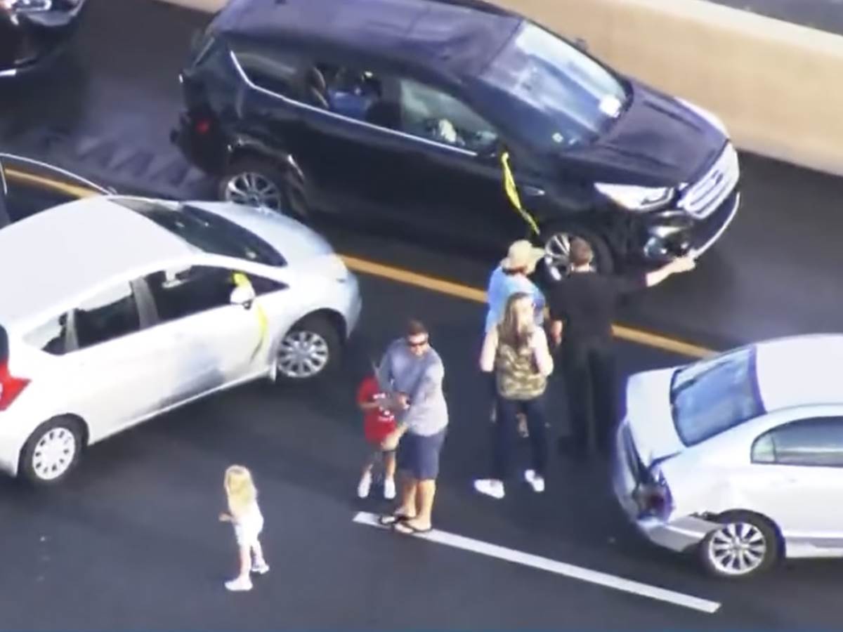 Lančani sudar na autoputu Lančani sudar na autoputu