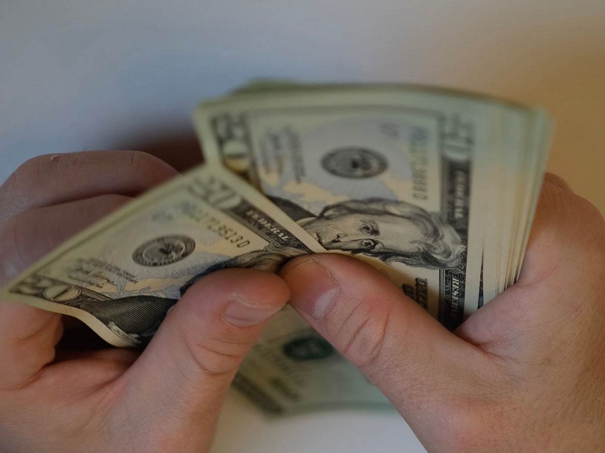 Tramp suspendovao američku pomoć drugim zemljama