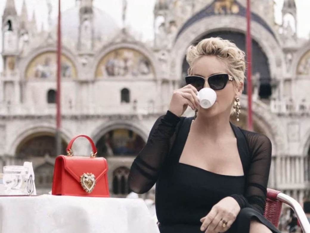 Šeron Stoun u reklami Dolče i Gabana Šeron Stoun u reklami Dolče i Gabana