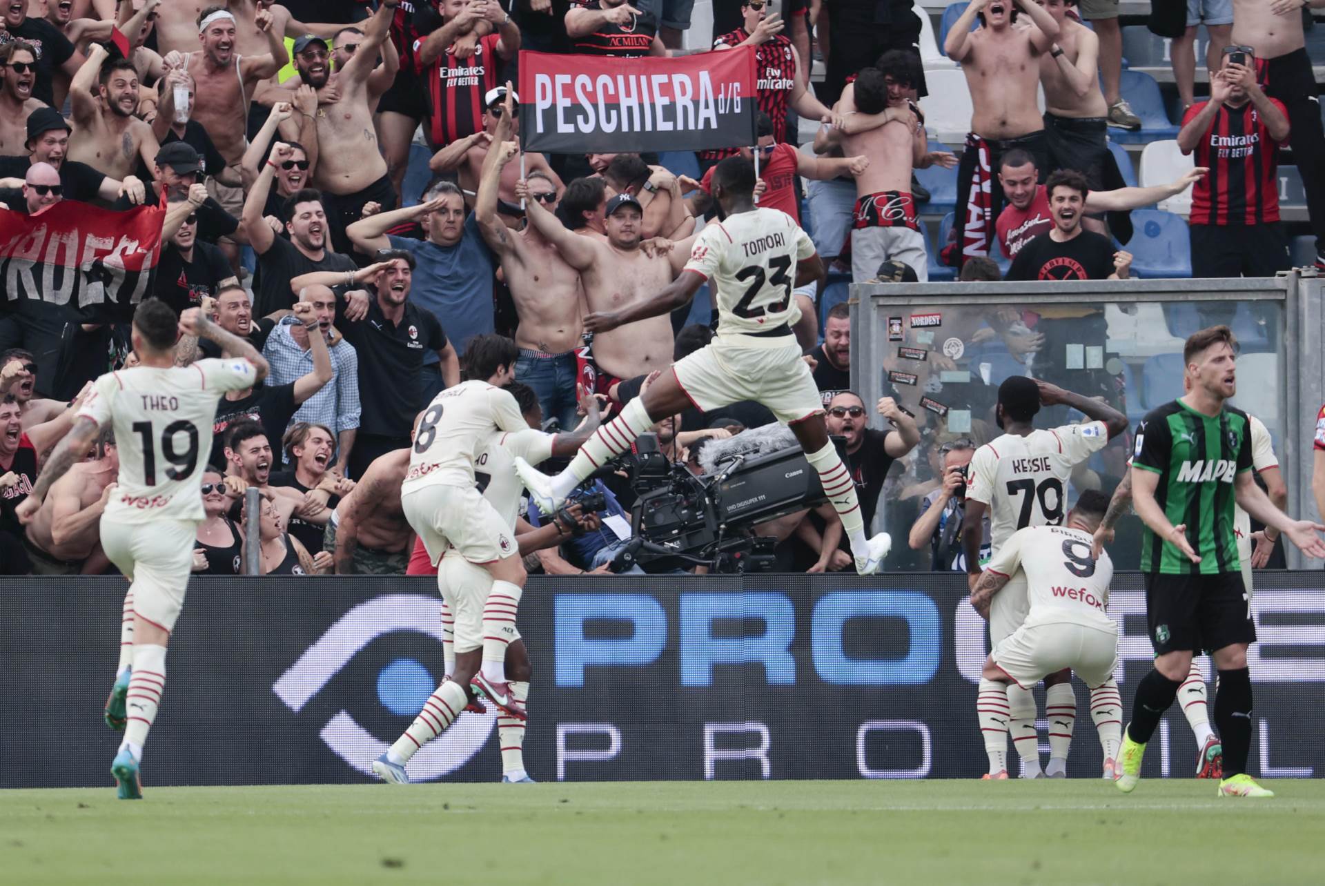  Serija A Milan vodi protiv Sasuola i ide ka šampionskoj tituli 