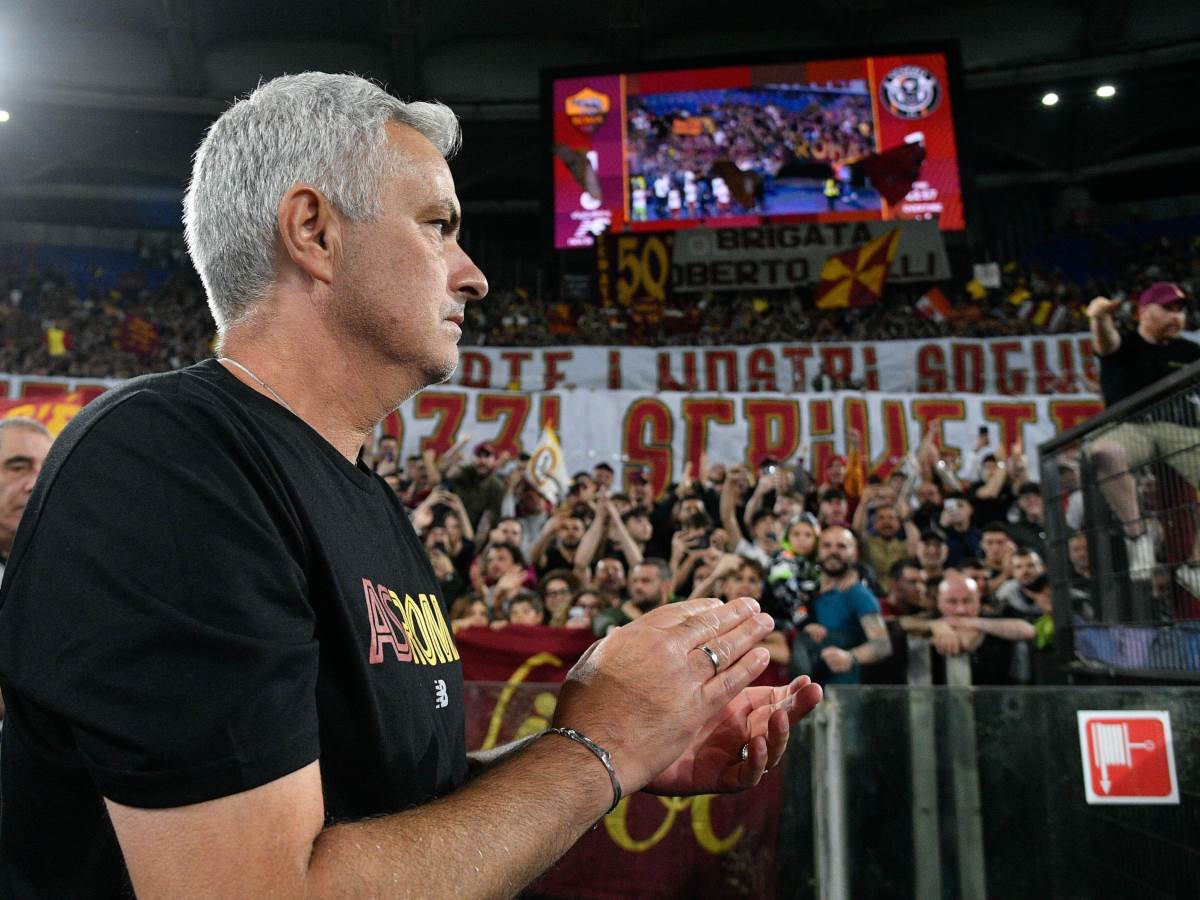  Roma-osvojila-Konferencijsku-ligu-pobedila-Fejnord-u-finalu. 