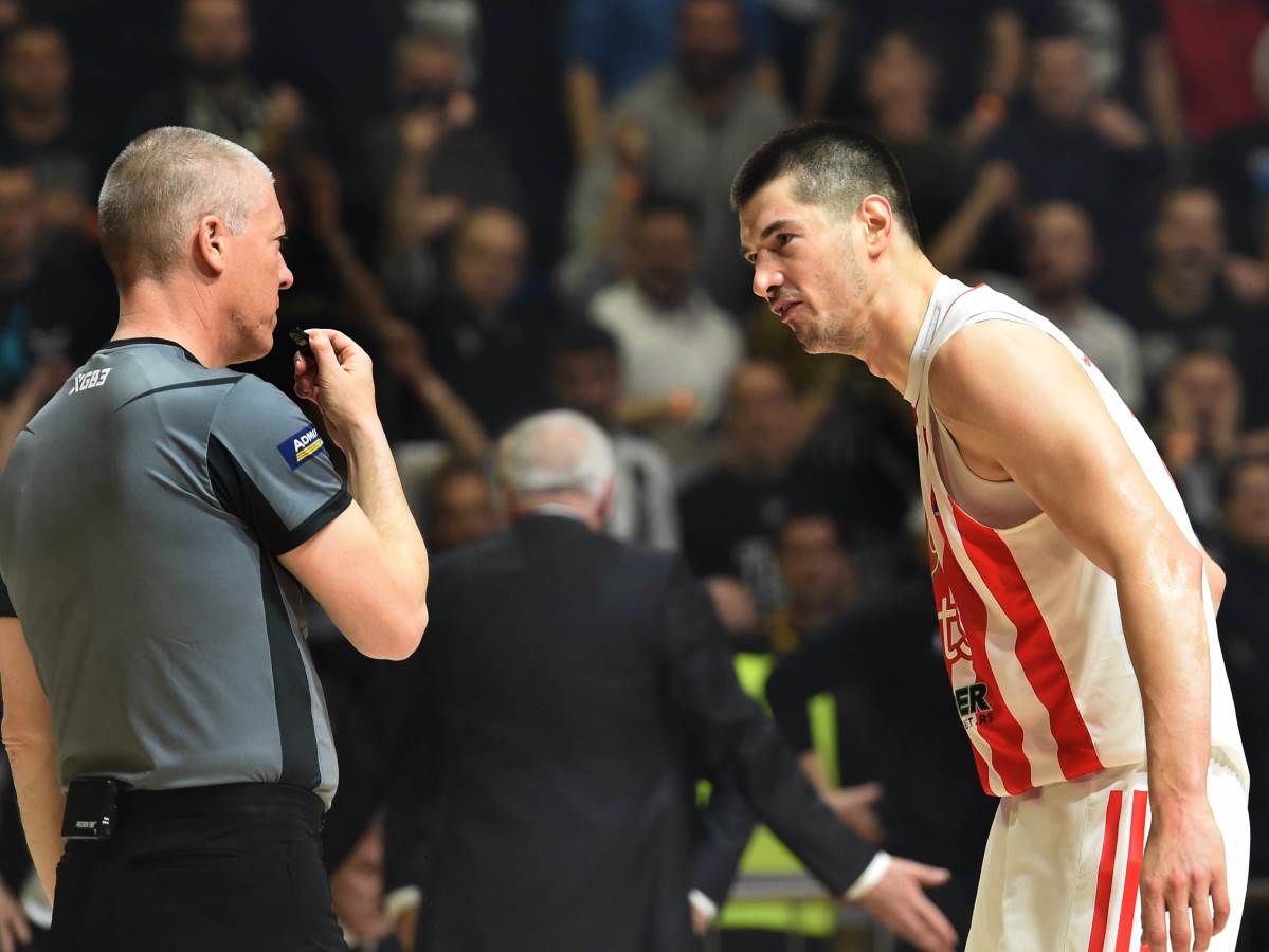  Saopštenje Crvene zvezde o sudijskim greškama 