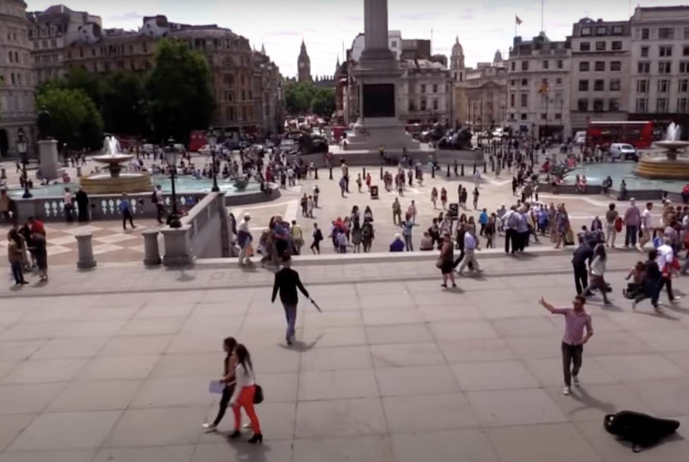  Evakuisan Trafalgar skver u Londonu 