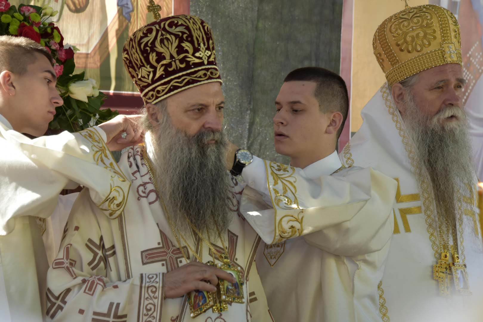  Patrijarh Porfirije stigao u manastir Glogovac kod Šipova 