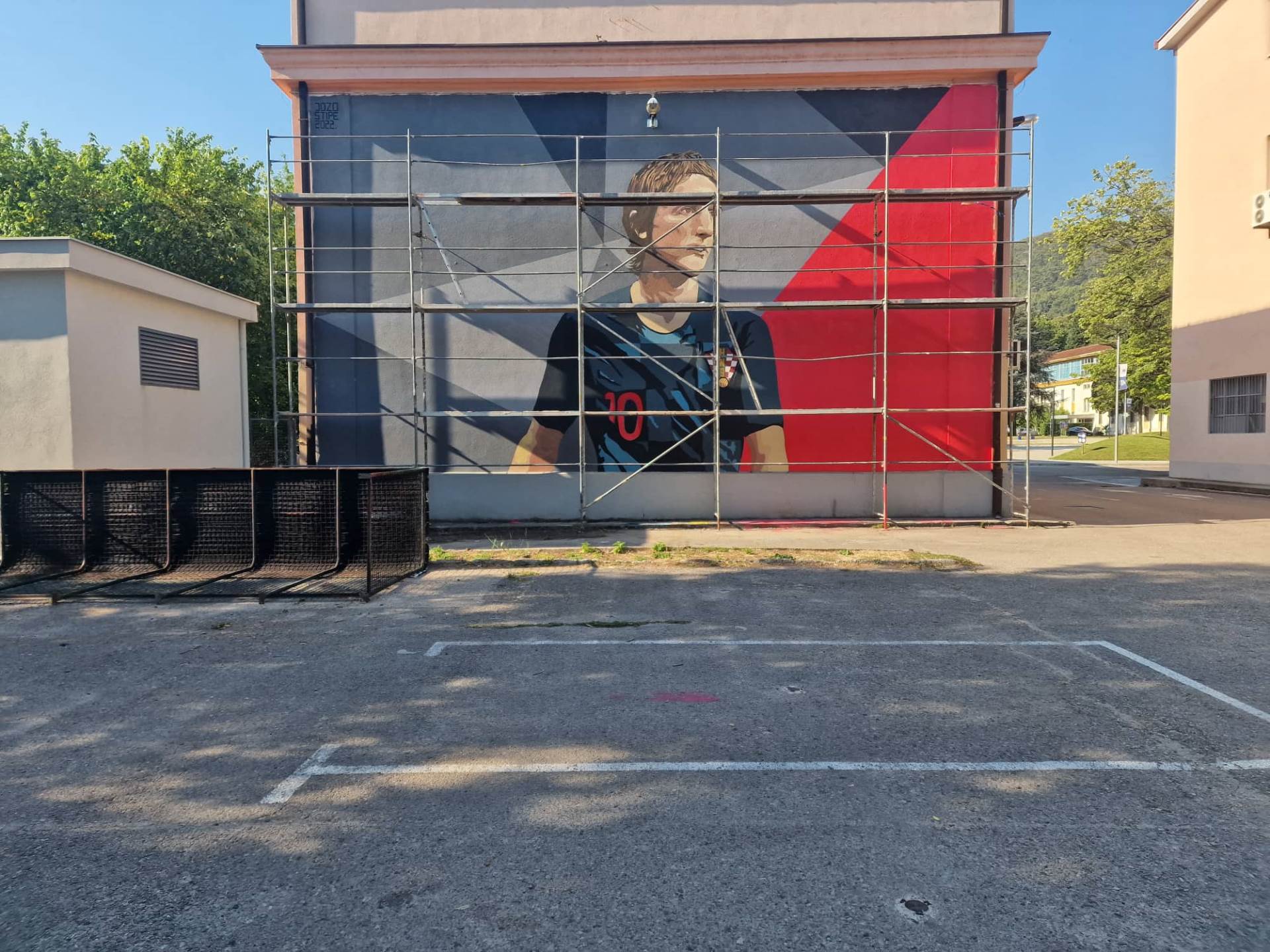  Luka Modrić dobio veliki mural u Mostaru 
