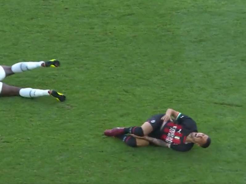  Rade Krunić za dlaku izbjegao prelom noge! Bek Olimpika Sead Kolašinac skrivio oba gola za Milan! (VIDEO)
 