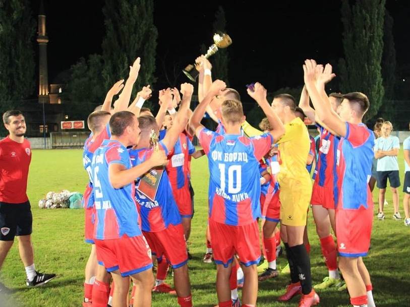  Juniori FK Borac osvojili turnir Football Friends u Foči 