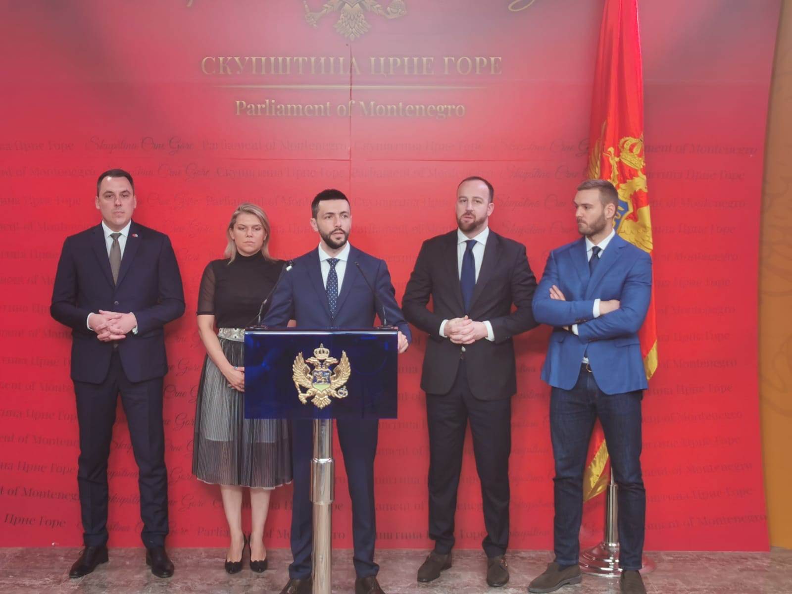  Podnesena inicijativa za rušenje Vlade Dritana Abazovića 