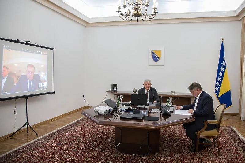  Dodiku odbijeno pet prijedloga na sjednici Predsjedništva BiH 