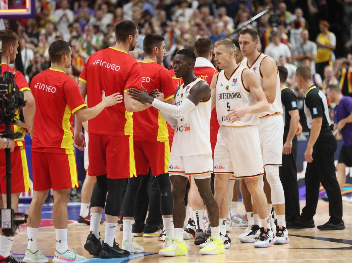  Košarkaši Crne Gore oduševljeni igrom Srbije na Eurobasketu 2022 