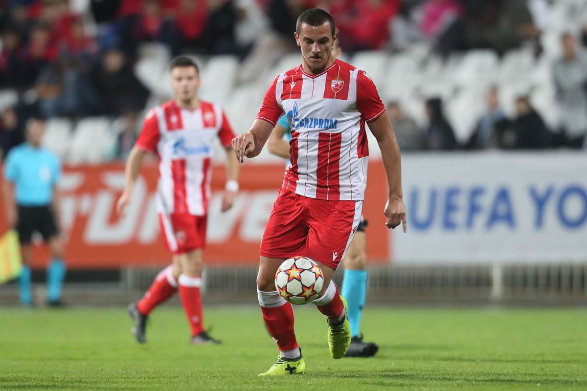  Aleksandar Kahvić priključuje se prvom timu Crvene zvezde 