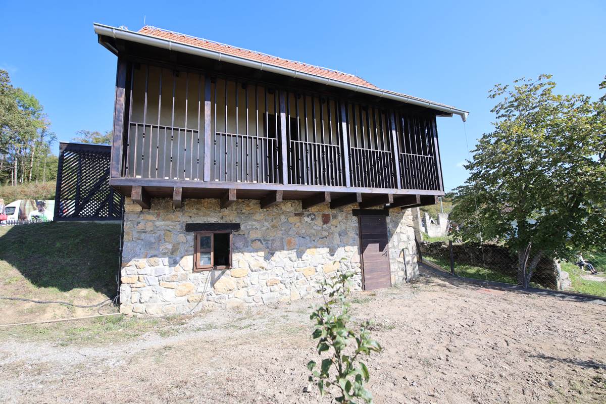 Završena obnova rodne kuće Branka Ćopića | Info | Društvo