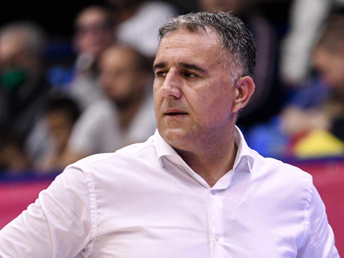  dragan bajić nakon utakmice igokea crvena zvezda  