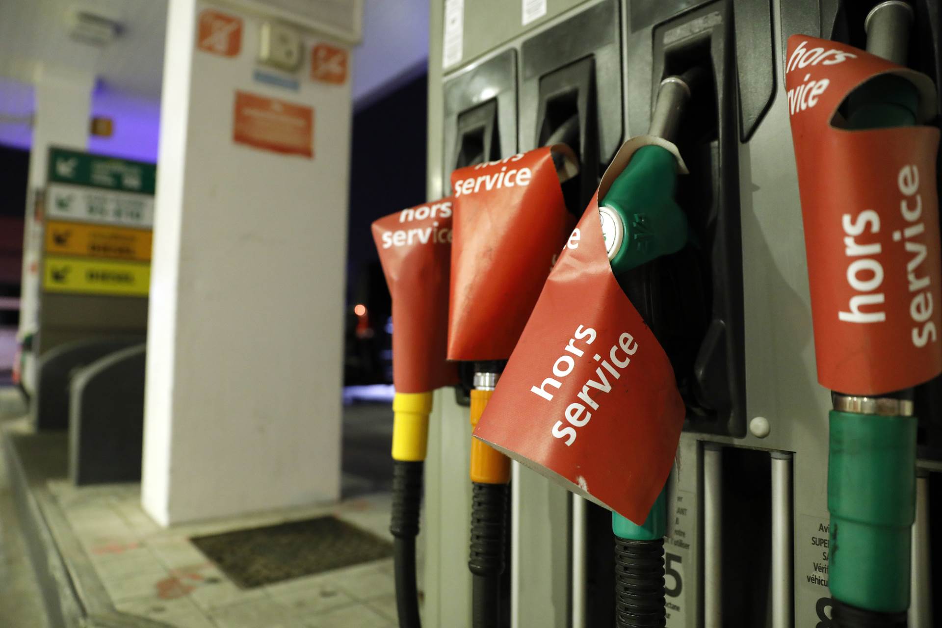  Skoro trećina benzinska stanica u Francuskoj bez goriva 
