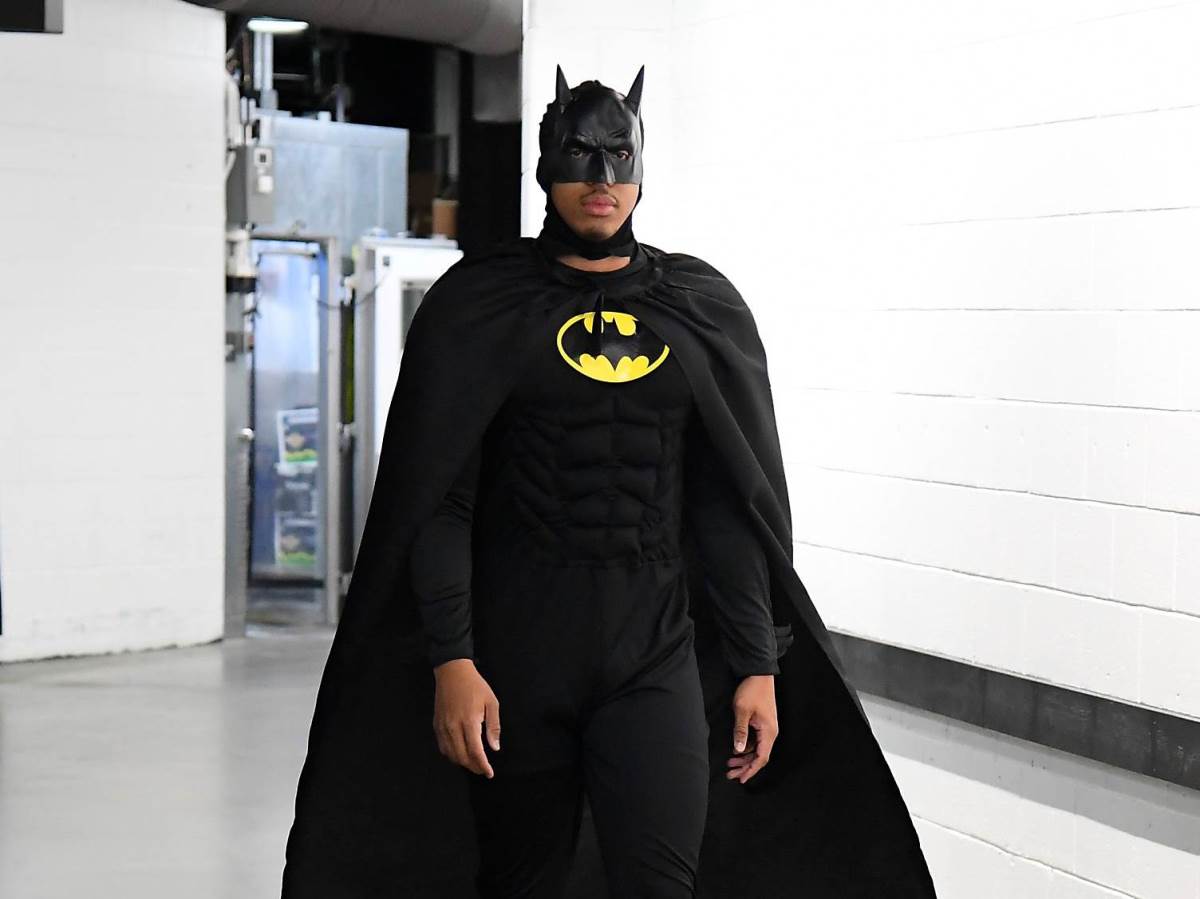  Grent Vilijams došao na utakmicu u kostimu Betmena 