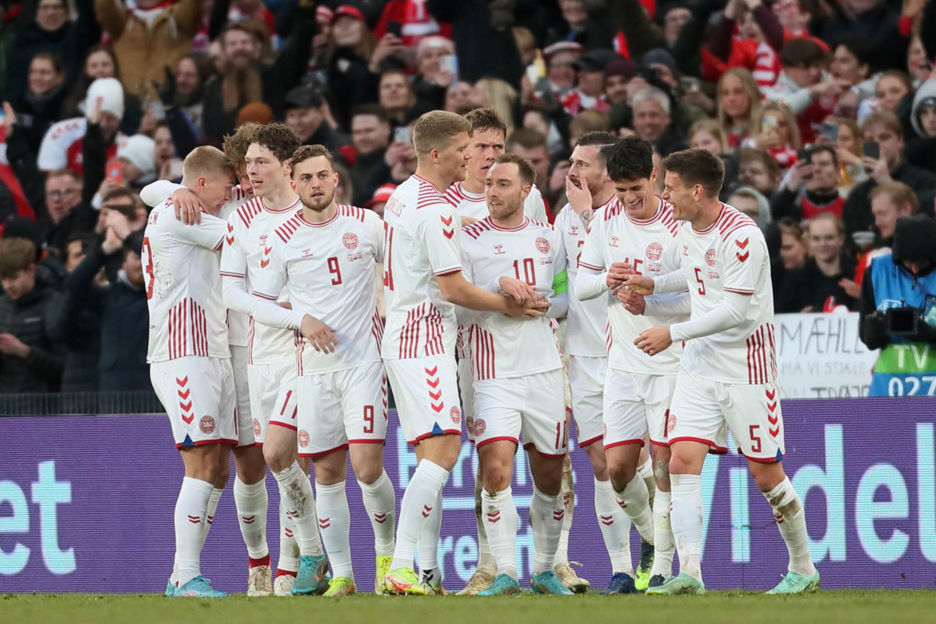  Danska razmišlja da napusti FIFA zbog zabrane kapitenskih traka 