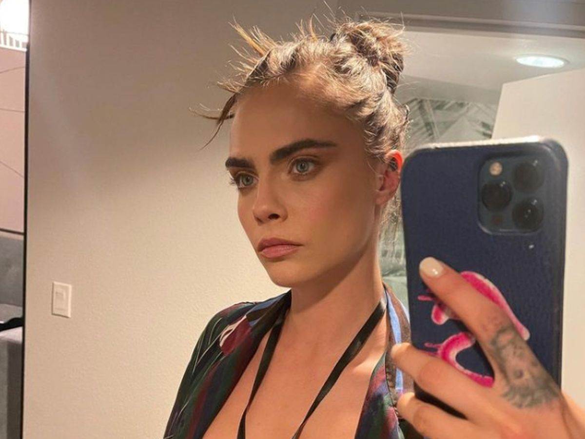  Planet Sex With Cara Delevingne 
