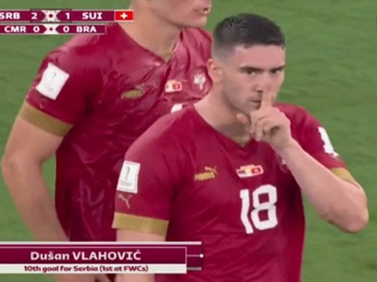  Gol Dušana Vlahovića na utakmici Srbija - Švajcarska 