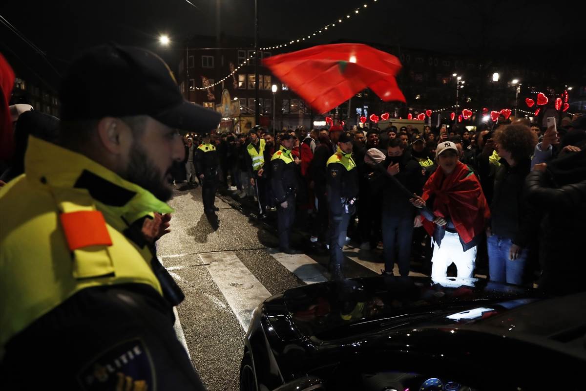  Policija u Holandiji morala da interveniše tokom slavlja Marokanaca  