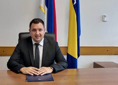 Miloš Lučić podnio ostavku 