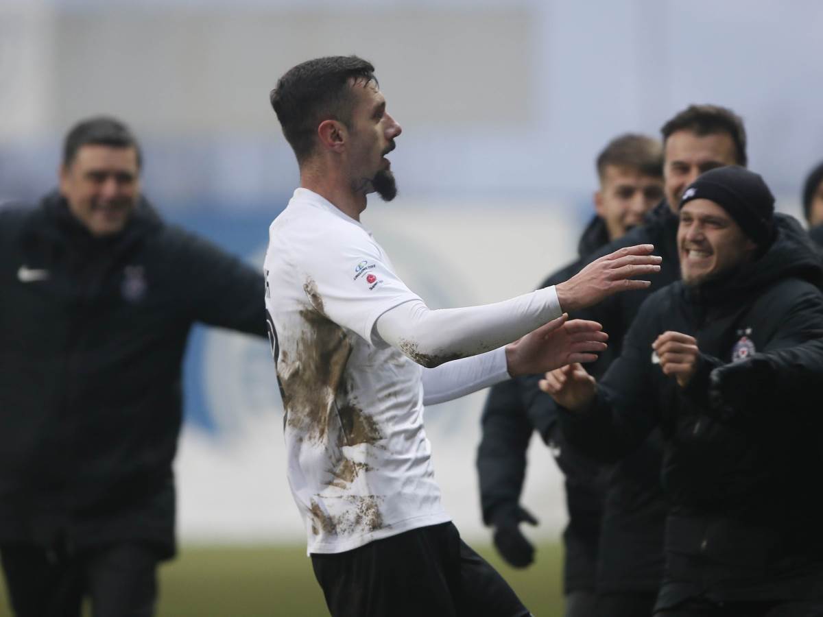  Aleksandar Šćekić vraća se u Partizan 