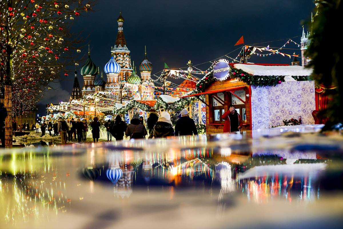  Moskva ukrašena raskošnim svjetlosnim dekoracijama  